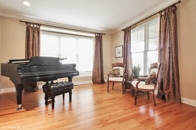 1510 Midway Ln, Glenview, IL 60026 - photo 4