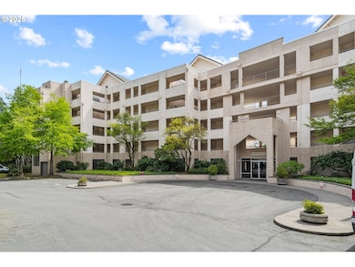 6665 W Burnside Rd unit 447, Portland, OR 97210 - photo 4