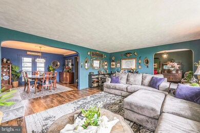 551 Glenwyn Dr, Littlestown, PA 17340 - photo 4