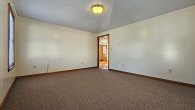 6 Pond St unit 2, Spencer, MA 01562 - photo 4
