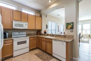 9633 E Superstition Ln-large-012-30-Kitc