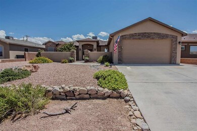 1215 Santiago St, Alamogordo, NM 88310 - photo 3