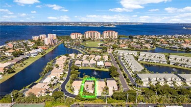 Minutes away from the gulf