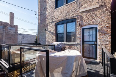 4635 S Langley Ave, Chicago, IL 60653 - photo 5