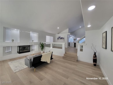 10044 Chinook Gale Ct, Las Vegas, NV 89183 - photo 6