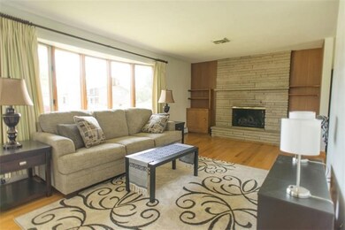 660 Diamond Ave, Indiana, PA 15701 - photo 2