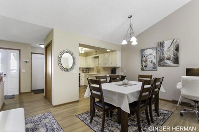 14-web-or-mls-2855-parkside-dr