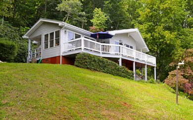 556 Twin Mountain Rd, Hiawassee, GA 30546 - photo 2