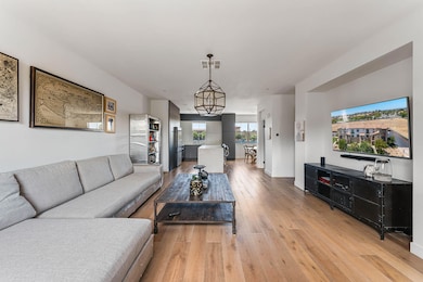 167 Westpark Ct unit 102, Camarillo, CA 93012 - photo 2