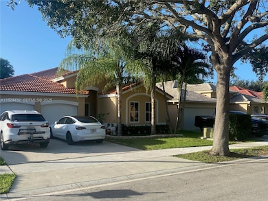 14046 S Cypress Cove Cir, Davie, FL 33325 - photo 3