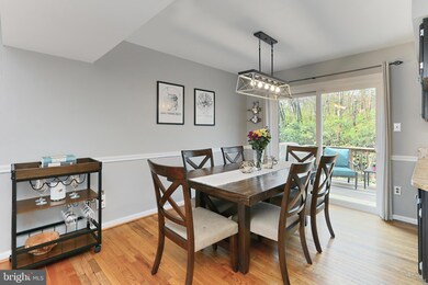 7307 Ardglass Dr, Lorton, VA 22079 - photo 2