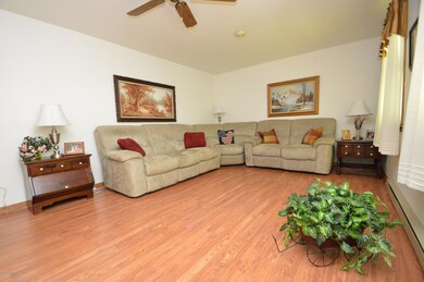 3224 Cranberry Heights Dr, Stroudsburg, PA 18360 - photo 3