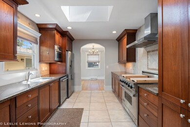 541 Cypress Dr, Naperville, IL 60540 - photo 6