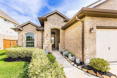 27514 Huggins Crest Ct, Fulshear, TX 77441 - photo 2