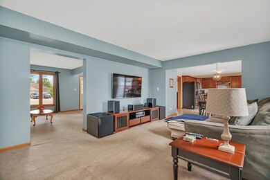 601 High Grove Dr, Minooka, IL 60447 - photo 7