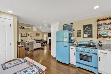 138 Sea St unit 6, Dennis Port, MA 02639 - photo 3