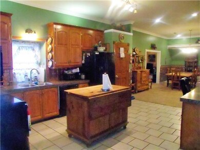 Please notice the high ceilings throughout, two pa