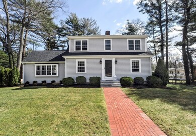 27 Hull St, Hingham, MA 02043 - photo 2