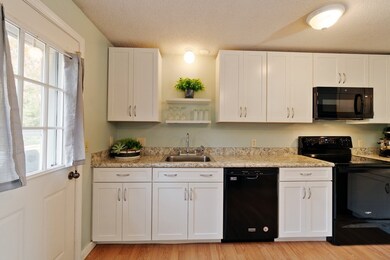 236 Burlingame Rd unit E, Charlton, MA 01507 - photo 2
