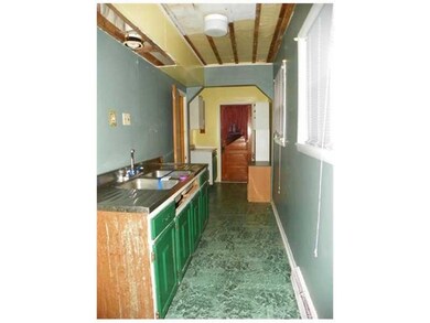 166 Grant Ave, Vandergrift, PA 15690 - photo 3