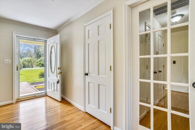 8014 Hillcrest Dr, Manassas, VA 20111 - photo 6