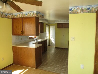 unlisted-address, Laurel, MD 20723 - photo 5