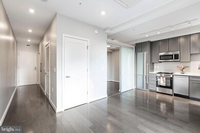 Octave 1320 unit 803, Silver Spring, MD 20910 - photo 6