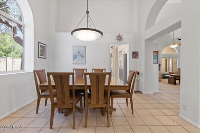 04-Dining Room