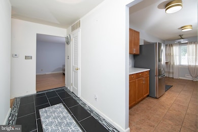 314 Covered Bridge Rd, Cherry Hill, NJ 08034 - photo 2