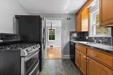 50 Keystone St unit 1, West Roxbury, MA 02132 - photo 2