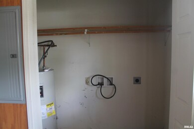 402 E Hester St unit 14, Carbondale, IL 62901 - photo 6