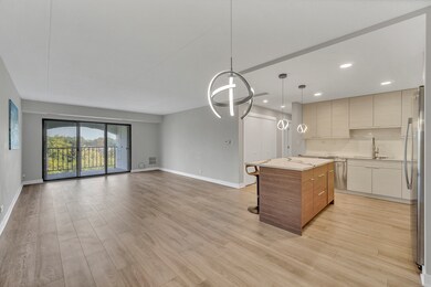 unlisted-address, Wheeling, IL 60090 - photo 4