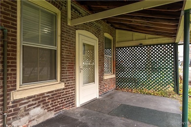 25 College St, Clinton, NY 13323 - photo 4