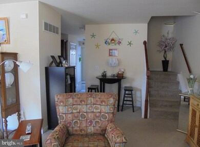 114 E Broad St, New Holland, PA 17557 - photo 4