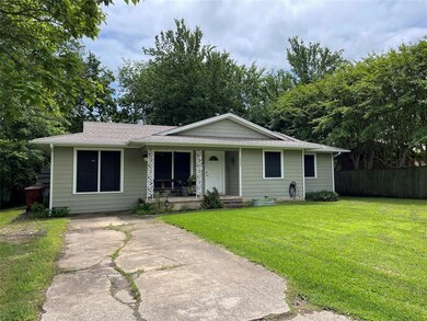 2000 Island Bayou, Bonham, TX 75418 - photo 2