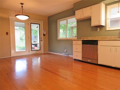 4 Holiday Dr, Collinsville, IL 62234 - photo 4