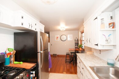 3423 Badger Ave (16 of 27)