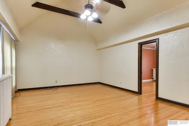 131 S 39th St unit 12, Omaha, NE 68131 - photo 4