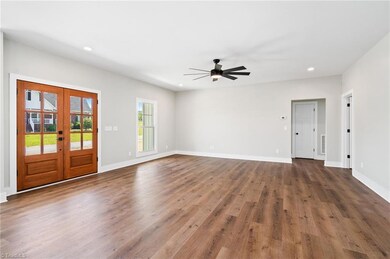 2640 High Meadow Dr, Asheboro, NC 27205 - photo 7