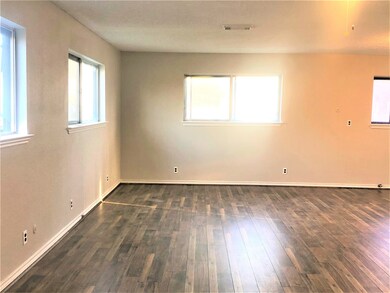 3191 County Road 181 unit 2, Alvin, TX 77511 - photo 4