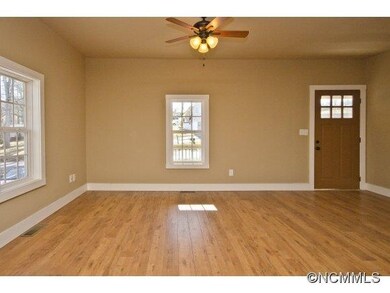 36 Forest St, Asheville, NC 28803 - photo 4