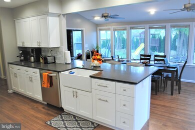 241 Wheatsheaf Ln, Langhorne, PA 19047 - photo 5