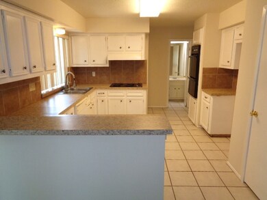 15426 Swan Creek Dr, Houston, TX 77095 - photo 2