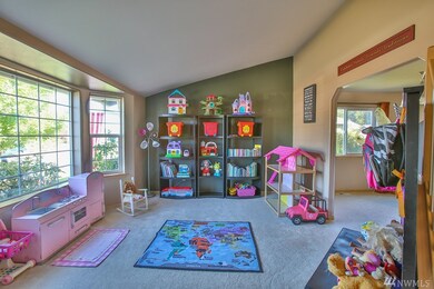 1220 Hansberry Ave NE, Orting, WA 98360 - photo 4