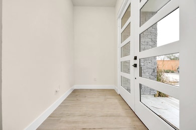 Impeccable finishes and modern design. Notice the