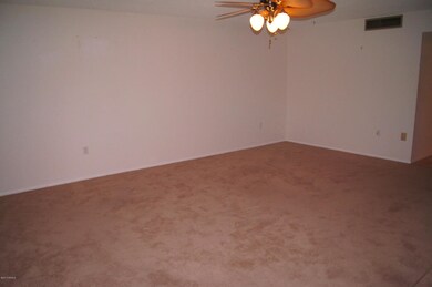 Living Room, Neutral Carpet