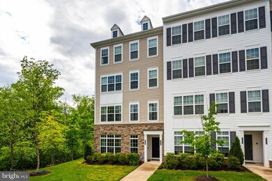 17018 Beveridge Dr, Dumfries, VA 22026 - photo 3