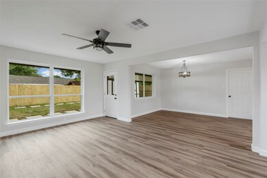 7719 Woodsman Trail, Houston, TX 77040 - photo 3