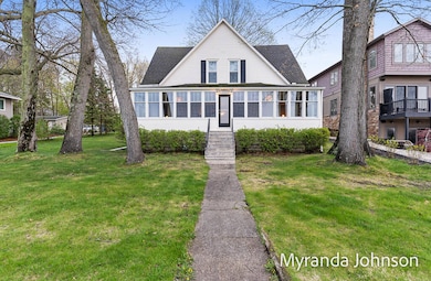 15926BeachDr-2LoRes