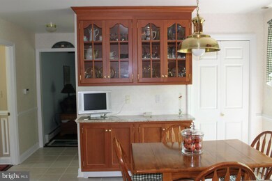 5845 Oklahoma Rd, Sykesville, MD 21784 - photo 7